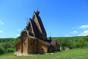Заволжский мужской монастырь Животворящего Креста Господня
