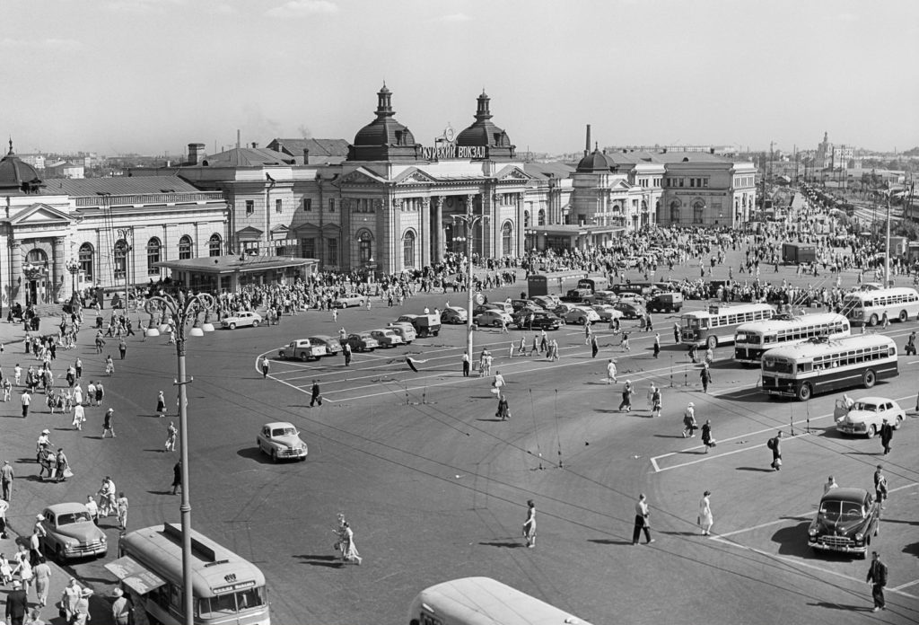 Площадь Курского вокзала