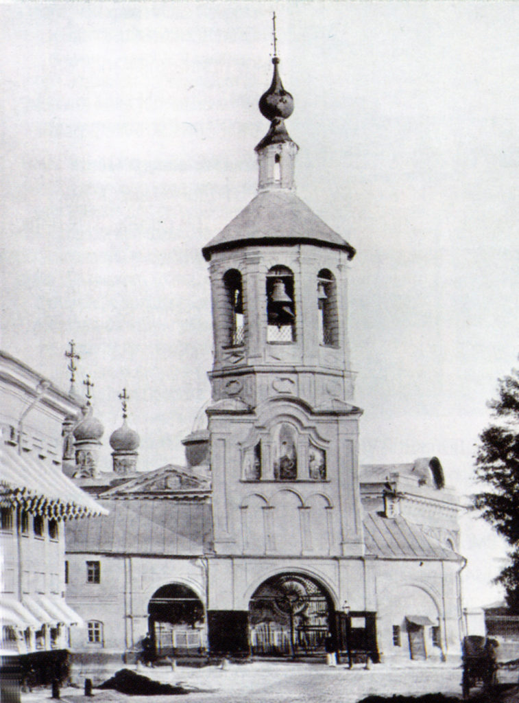Подсосенский переулок. Старая колокольня Илиинского храма