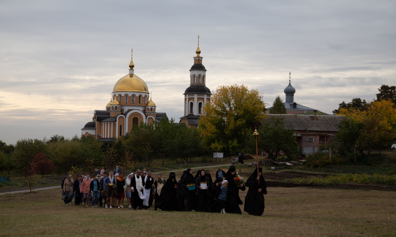 Монастыри саратова. Саратов женский монастырь. Алексиевский монастырь Горелово.