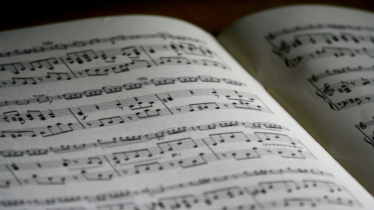 Тетрадь с нотами