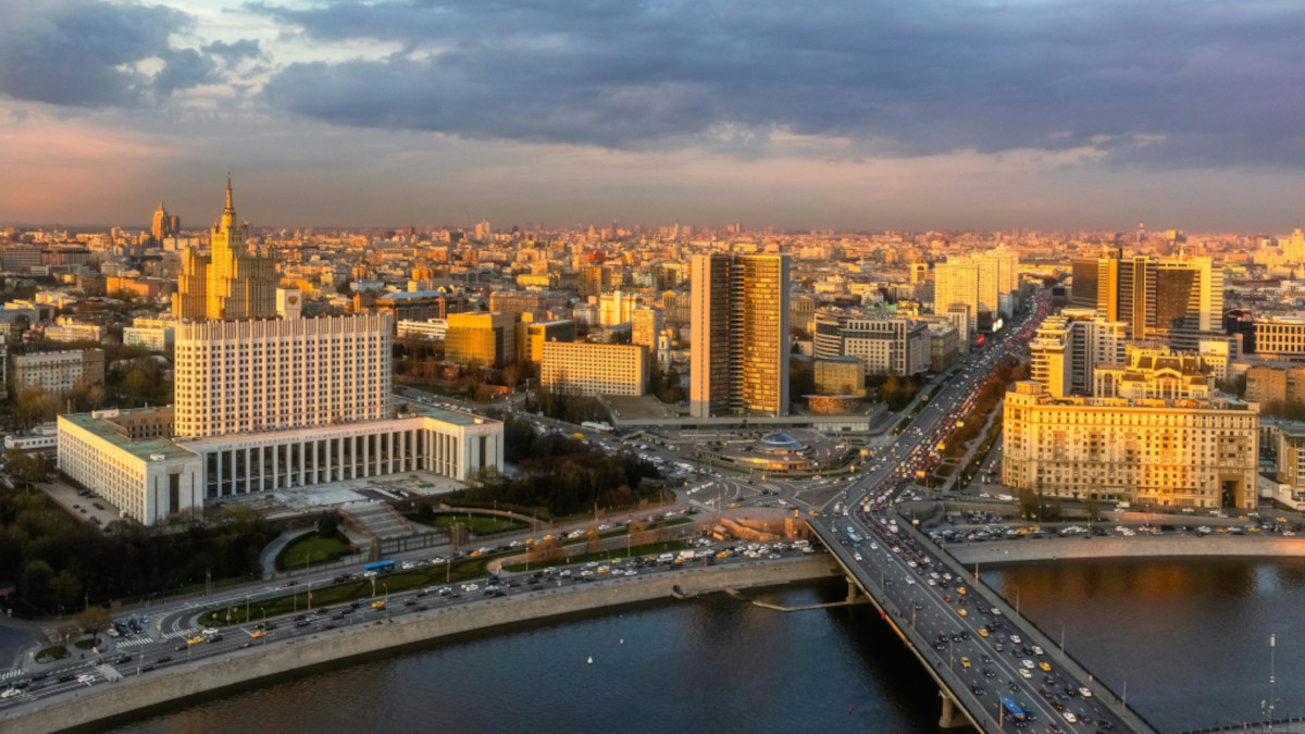 Пересечение дорог в центре Москвы