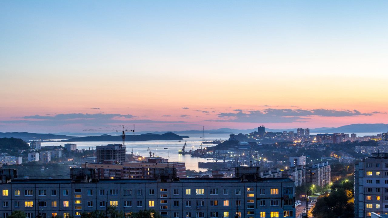 Городские дома в бухте