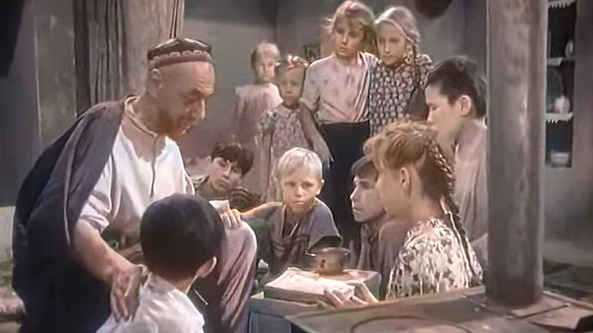 Кадр из фильма «Ты не сирота»