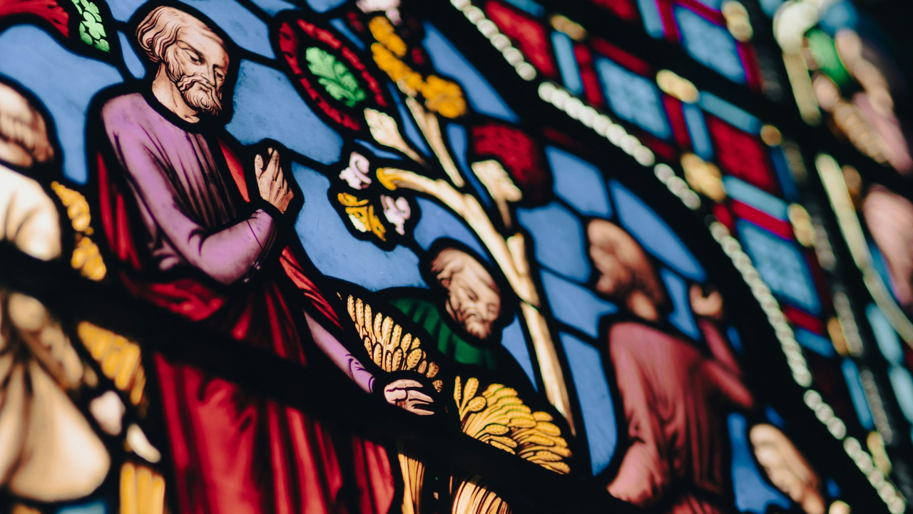 Фрагмент церковного витража