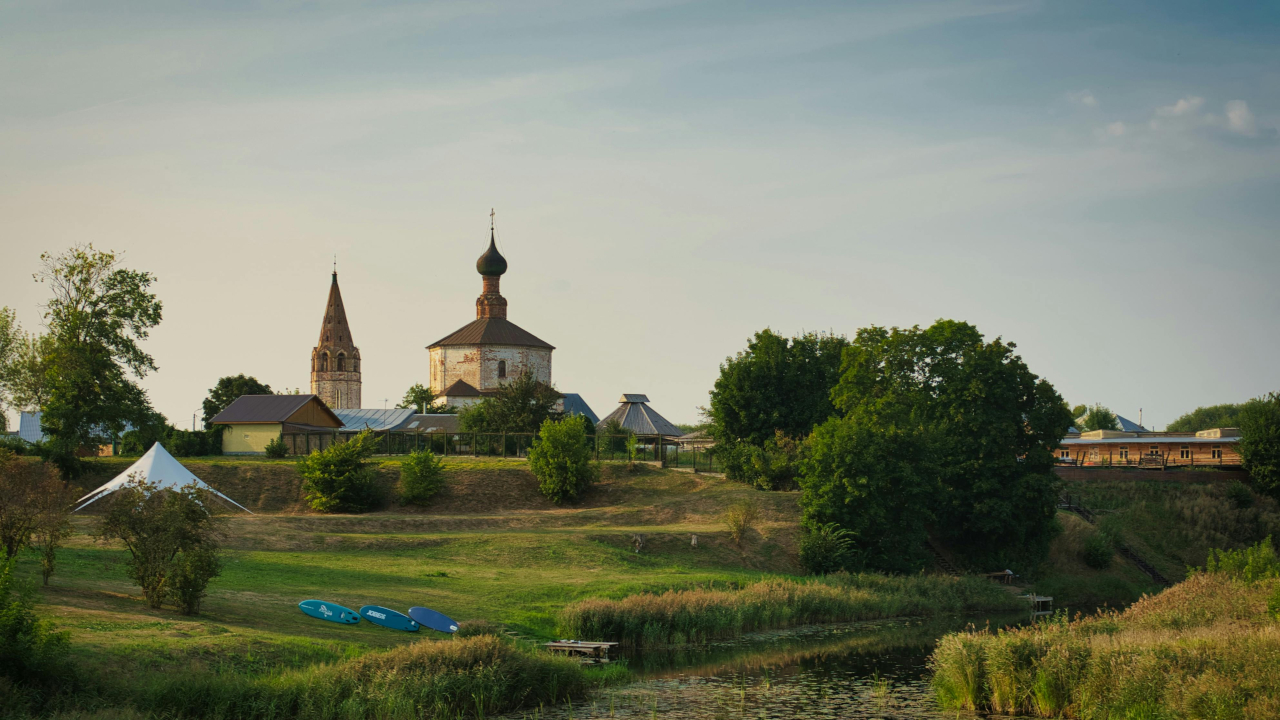 Сельская, старая церковь