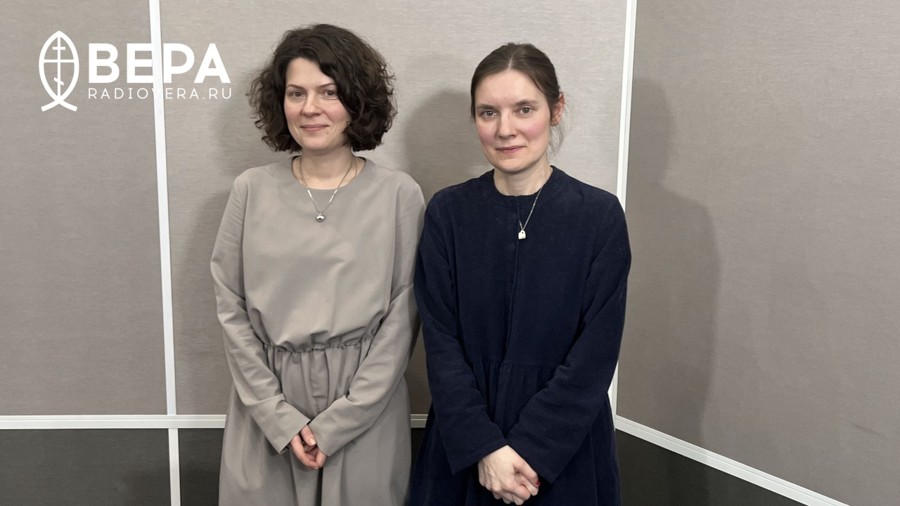 Елена Павлюткина и Яна Михайлова в студии Радио ВЕРА