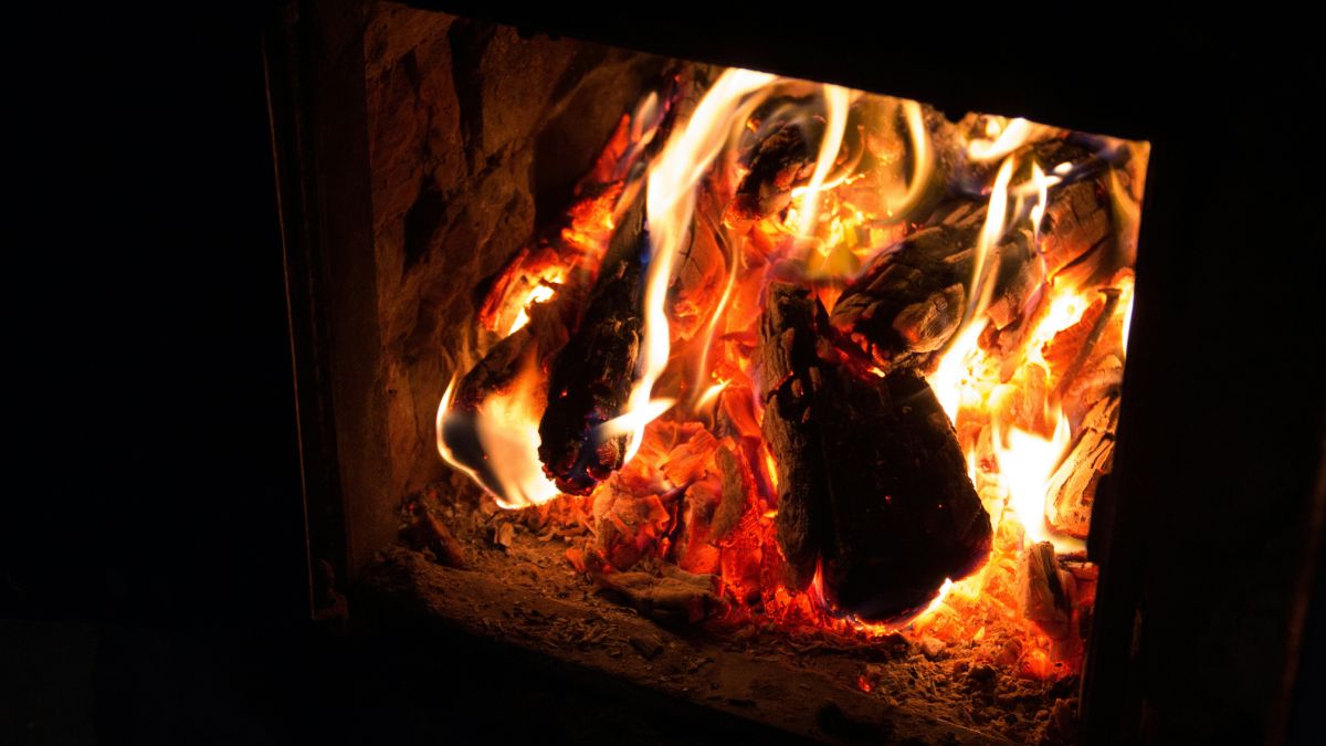 Огонь в печи