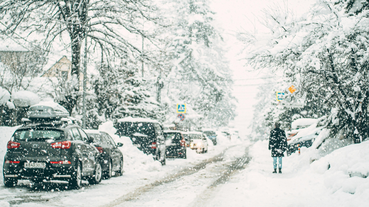 Снегопад в городе
